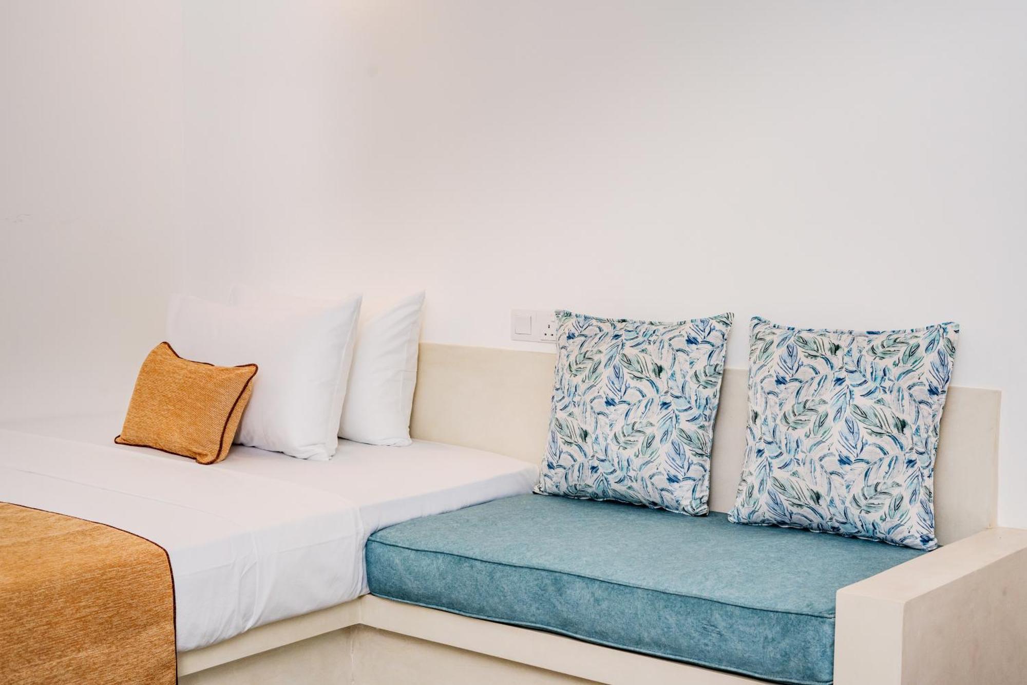 Aurora Bed & Breakfast Unawatuna Eksteriør bilde